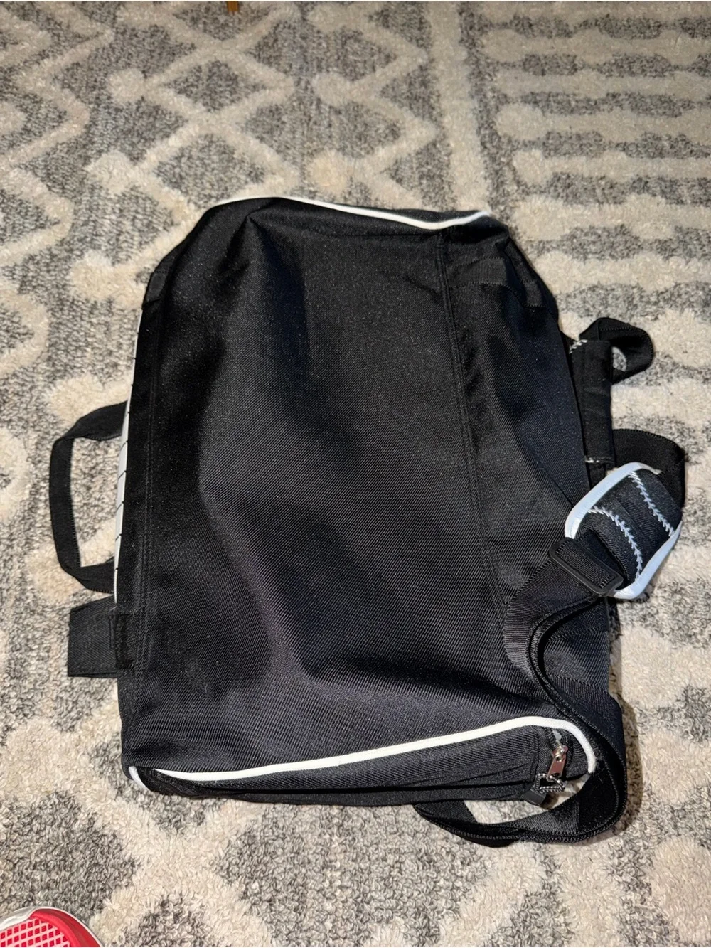 MLB Baseball Pittsburgh Pirates Duffle Travel Gym Storage Cooler Bag Pre Owned U